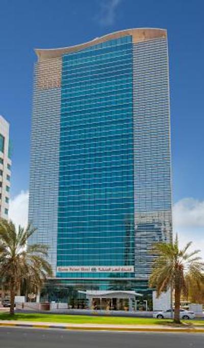 کوئین پالاس هتل