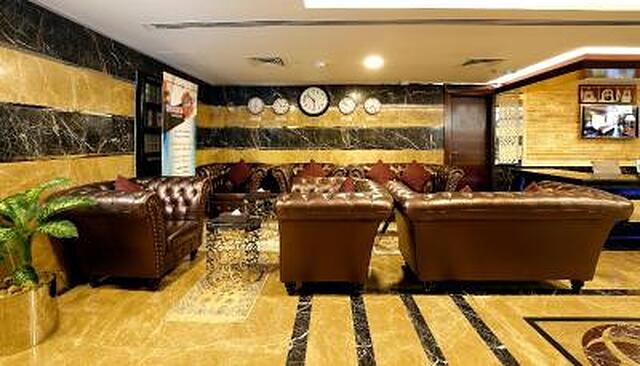 کوئین پالاس هتل