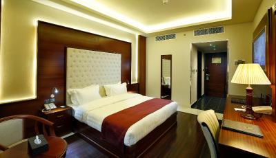 کوئین پالاس هتل