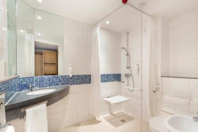 هلید این اکسپرز ایرلز کورت