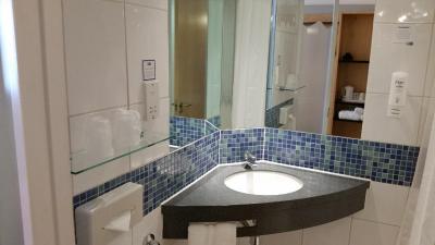 هلید این اکسپرز ایرلز کورت