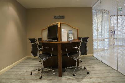 هلید این اکسپرز ایرلز کورت