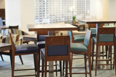 هلید این اکسپرز ایرلز کورت