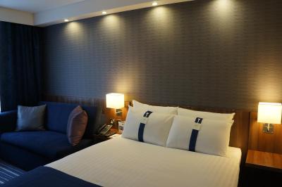 هلید این اکسپرز ایرلز کورت