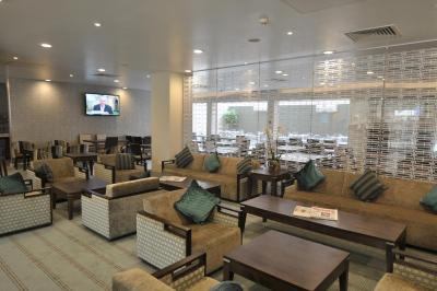 هلید این اکسپرز ایرلز کورت