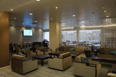 هلید این اکسپرز ایرلز کورت