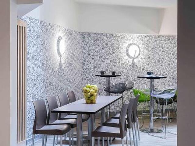 ایبیز استیلز نیس ویوکس پرت