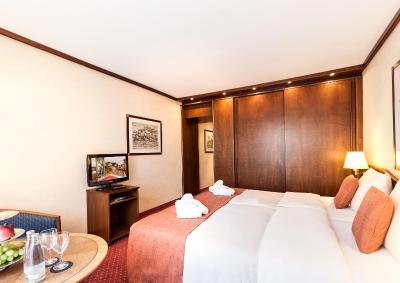 لیوینگ هتل برلین میت