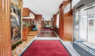 لیوینگ هتل برلین میت