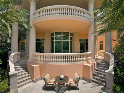 رافلس دپالم دبی