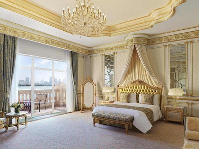 رافلس دپالم دبی