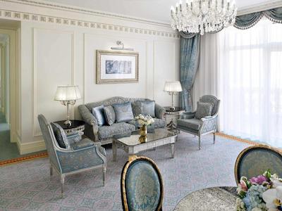 رافلس دپالم دبی