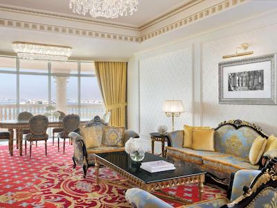 رافلس دپالم دبی