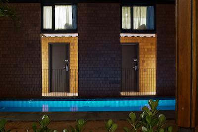 ویلا 25 هستل اند سویتز