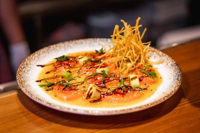 ویلا 25 هستل اند سویتز