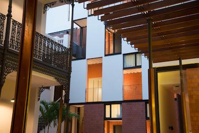 ویلا 25 هستل اند سویتز