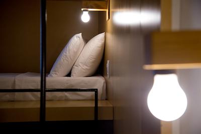 ویلا 25 هستل اند سویتز