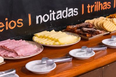 ویلا 25 هستل اند سویتز