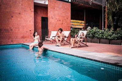 ویلا 25 هستل اند سویتز