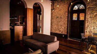 ویلا 25 هستل اند سویتز