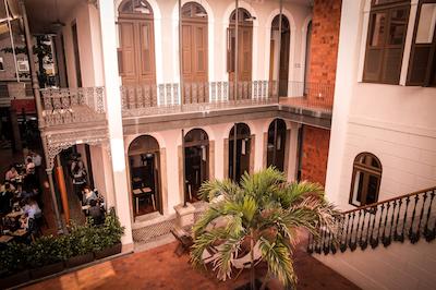 ویلا 25 هستل اند سویتز