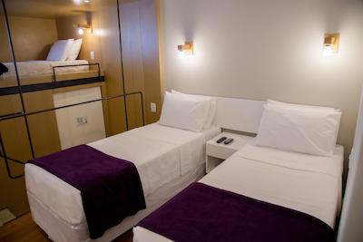 ویلا 25 هستل اند سویتز