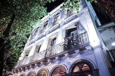 ویلا 25 هستل اند سویتز