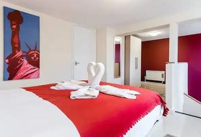 آلدگات کمرشیال هوس اپارتمنتز