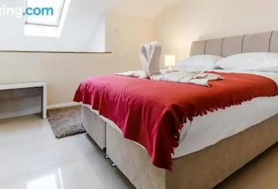 آلدگات کمرشیال هوس اپارتمنتز