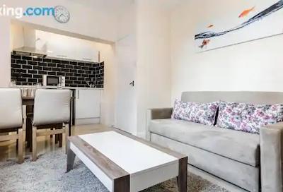 آلدگات کمرشیال هوس اپارتمنتز