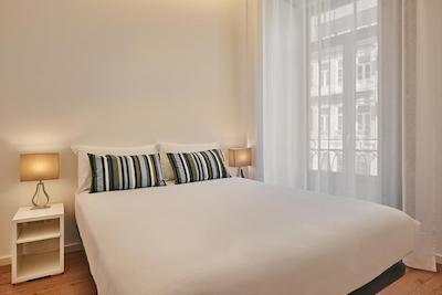 اپارتامنتز پنت نوا