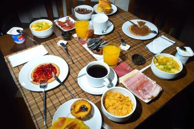 دوکز کرنر گوست هوس