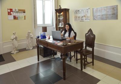 دوکز کرنر گوست هوس