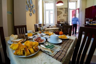 دوکز کرنر گوست هوس