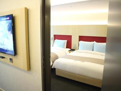 ا فیرست میئونگدنگ