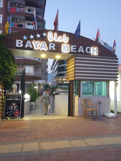 کلوب بار بیچ هتل