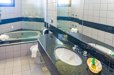 پرتو سگورو اکو ریزرت