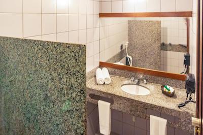 پرتو سگورو اکو ریزرت