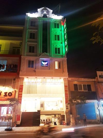 اراتو بوتیک هتل