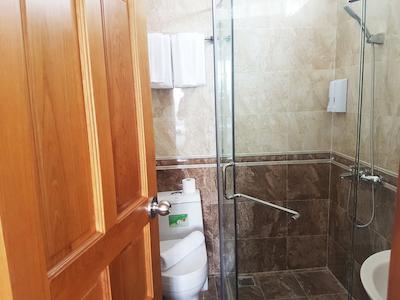 اراتو بوتیک هتل