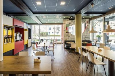 ایبیز مونچن پارکستادت سهوابینگ هتل