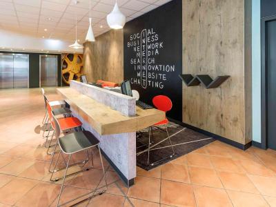 ایبیز مونچن پارکستادت سهوابینگ هتل