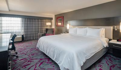 رادیسن هتل اُاکلاند آیرپرت