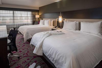 رادیسن هتل اُاکلاند آیرپرت