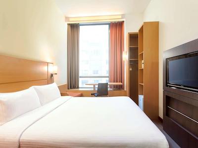 آیبیس سنگاپور نونا