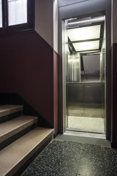 هستال لاز مورالاز