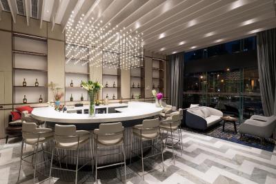 گولدن تولیپ شانگهای رینبو هتل