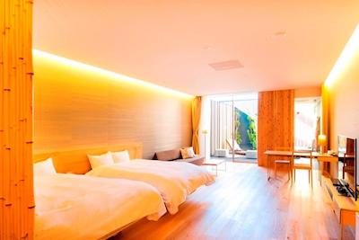 گاردن تراس مییازاکی هتل اند ریزرت