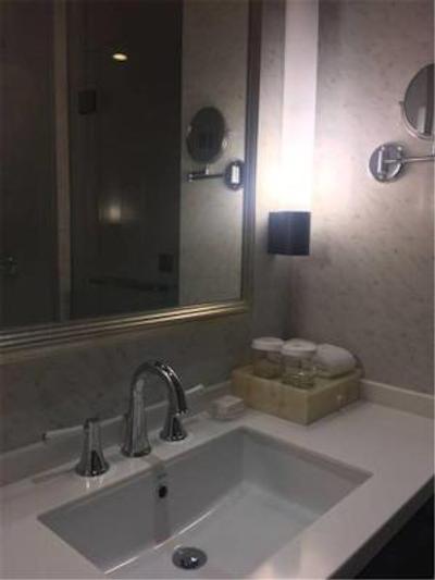 گولدن تولیپ باند نیو آسیا