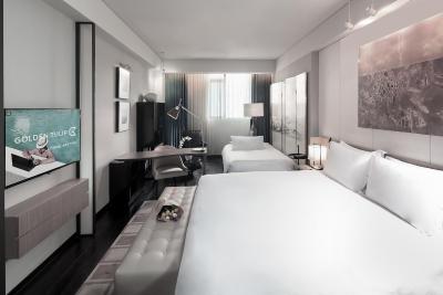 گولدن تولیپ باند نیو آسیا